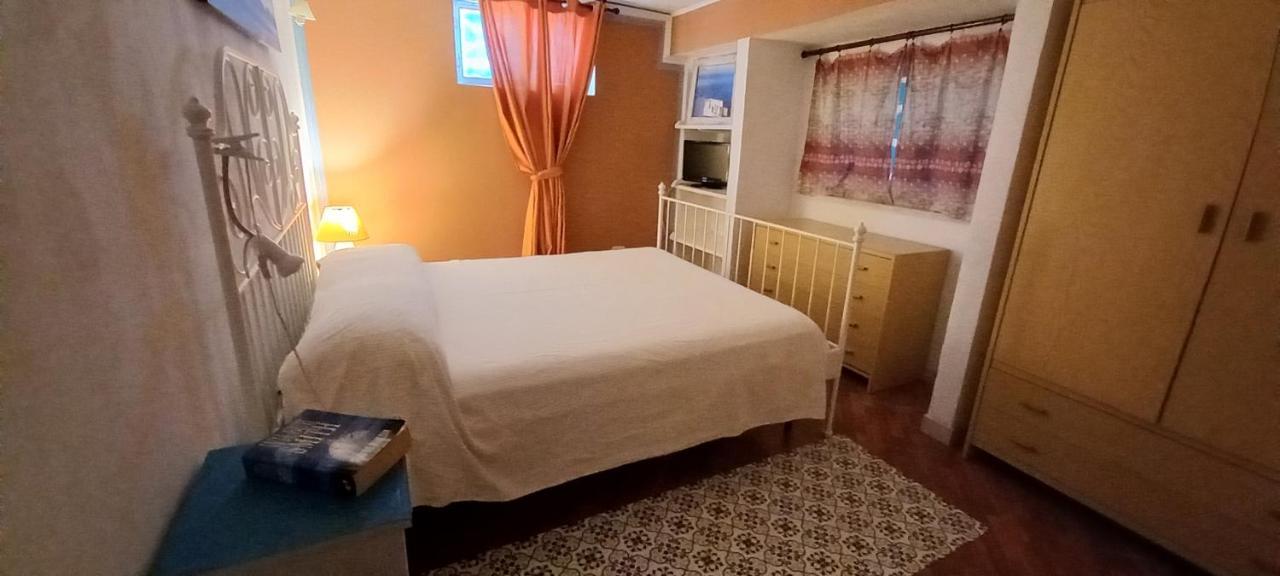 A Due Passi Dal Mare Con Piscina Villa ฟอนตาเน บีอานเก ภายนอก รูปภาพ