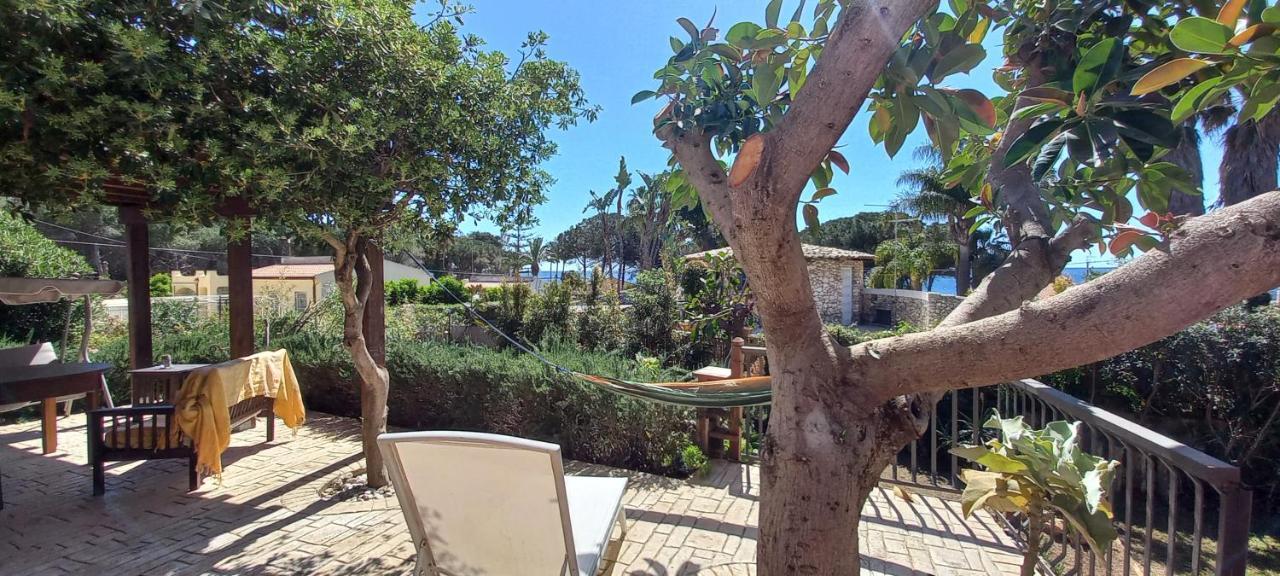 A Due Passi Dal Mare Con Piscina Villa ฟอนตาเน บีอานเก ภายนอก รูปภาพ